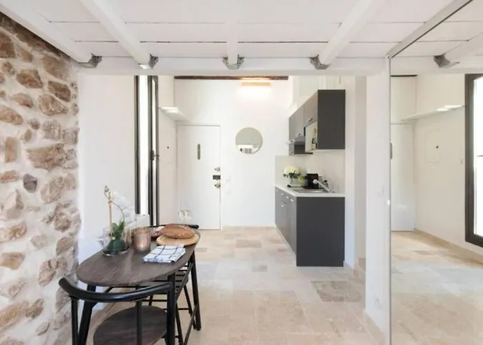 Le Petit Marche - New 2021 Fabuleux Studio 2Pax Wi-Fi A/C