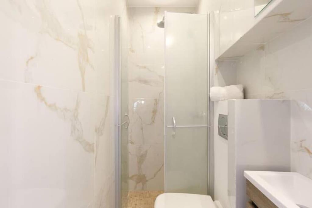 Le Petit Marche - New 2021 Fabuleux 2pax Wi-fi A/c * Antibes